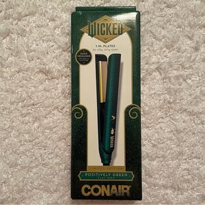 Conair Limited Edition Wicked Positively Green 1 inch Flat Iron NIB